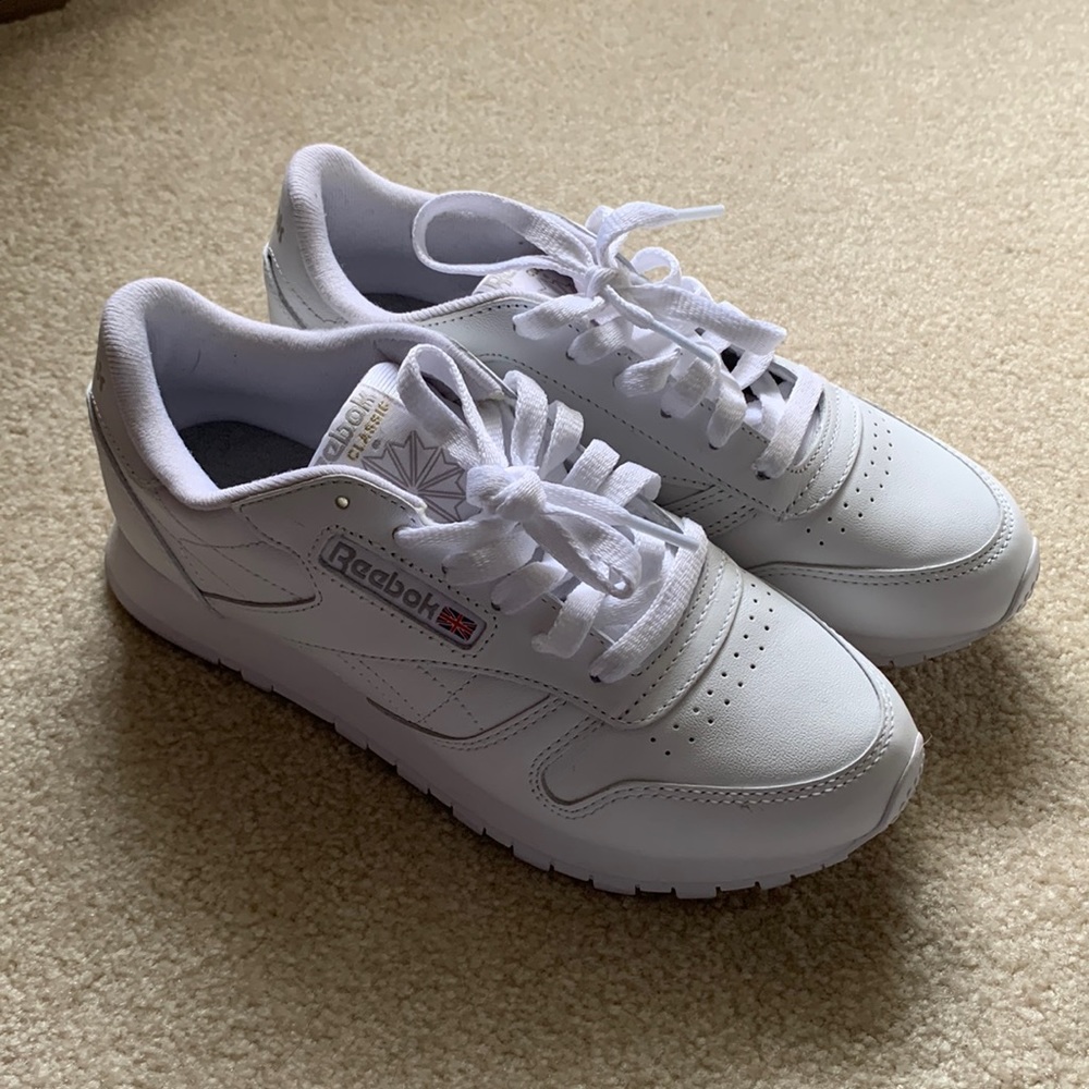 Womens Reebok white Sneakers